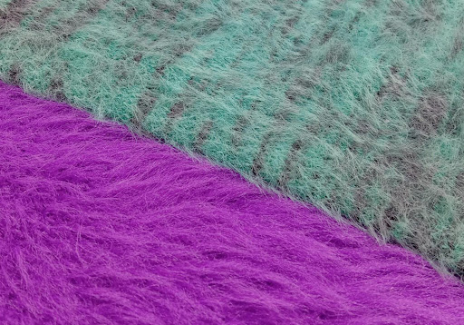 Industri Bulu Tiruan Rajutan di Indonesia