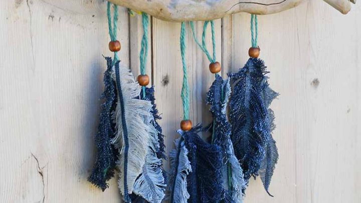 Industri Bulu Tiruan Tenunan di Indonesia